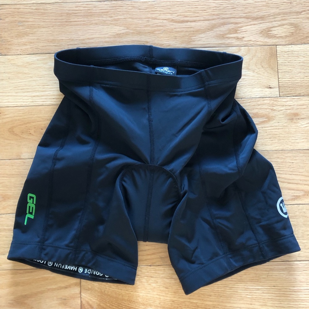 Men’s Canari compression cycling gel shorts